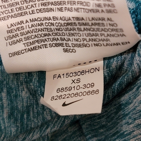 NIKE Running Top - Picture 7 of 8